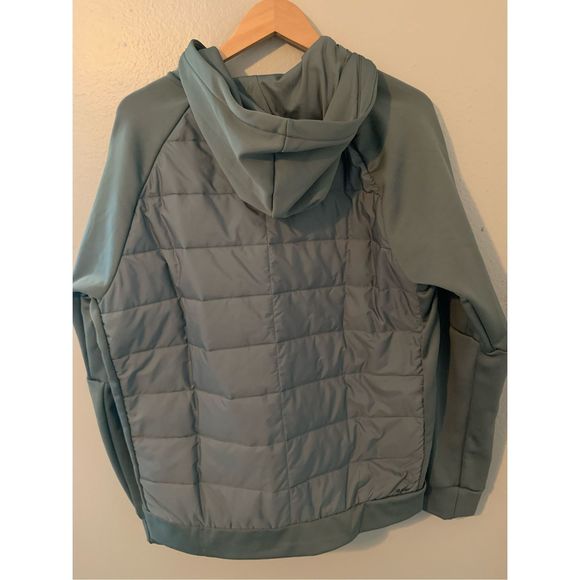 New Balance Jackets & Coats New Balance Mens Tenacity Hybrid Puffer